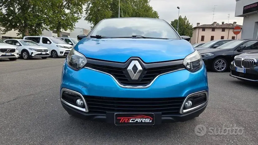 Usata Renault Captur PE 90 CV (66 kW) 2015 Blu SUV