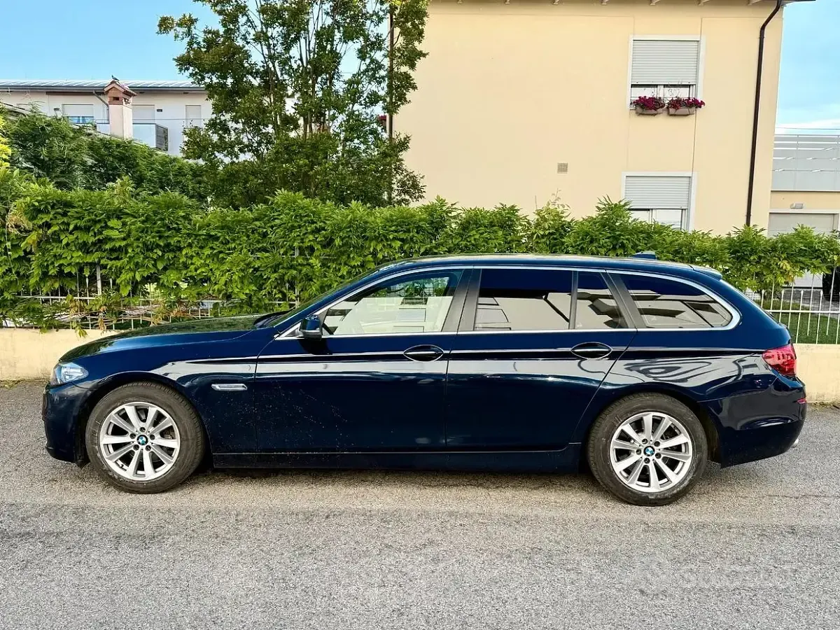 Usata BMW 520 190 CV (139 kW) 2016 Blu Station wagon