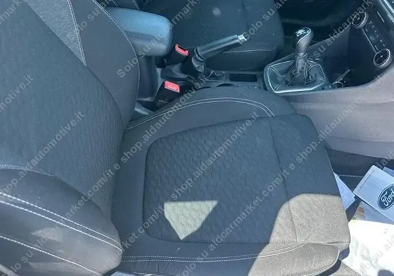 Usata Ford Fiesta Titanium 75 CV (55 kW) 2022 Bianco Utilitaria