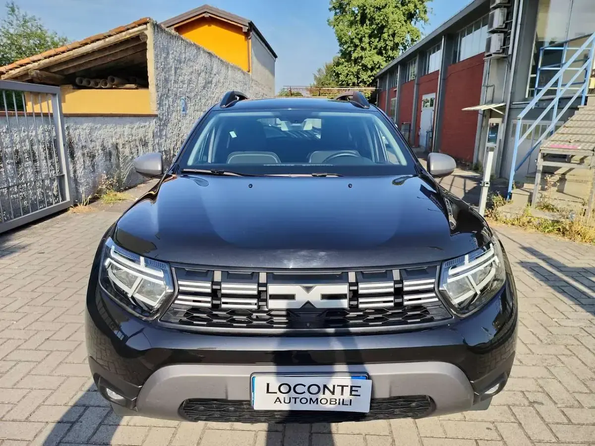 Usata Dacia Duster Prestige 101 CV (74 kW) 2024 Nero SUV