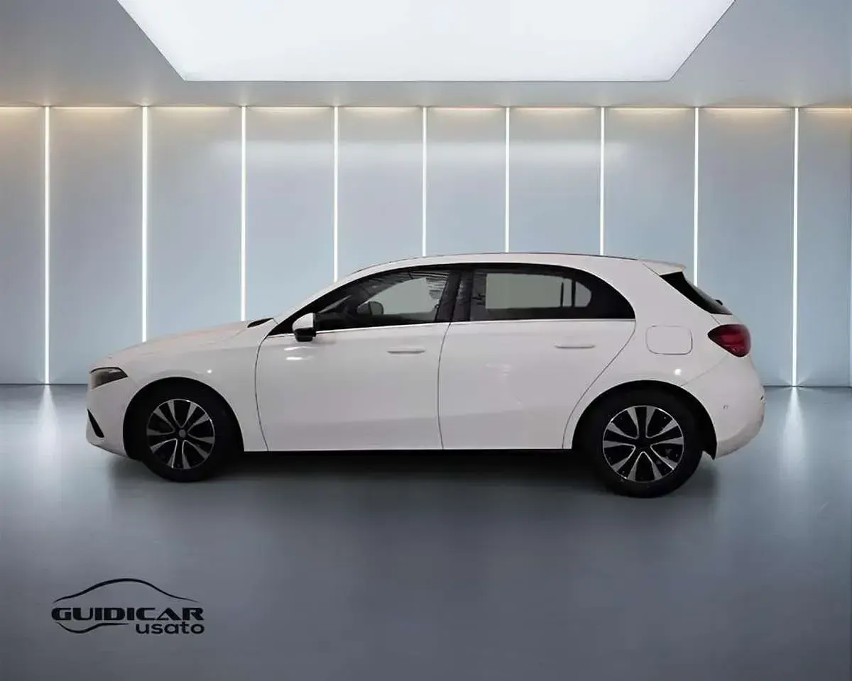 Usata Mercedes A180 Advanced 116 CV (85 kW) 2025 Bianco Berlina