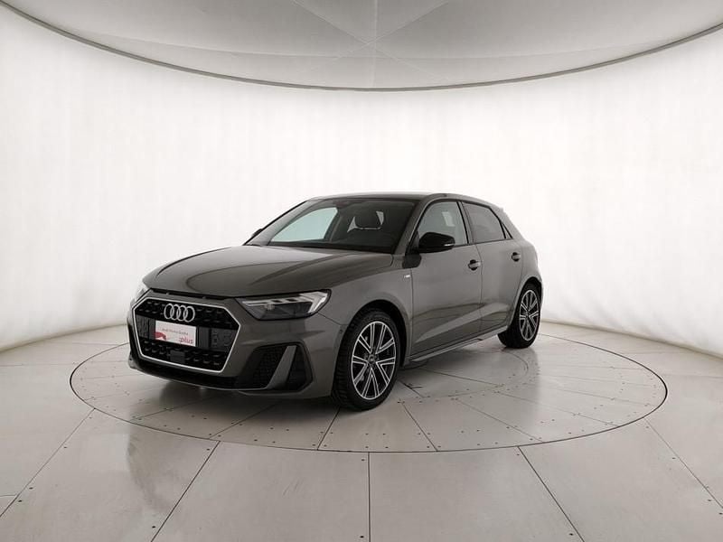 Usata Audi A1 Sportback S-Line 110 CV (80 kW) 2023 Grigio scuro Utilitaria
