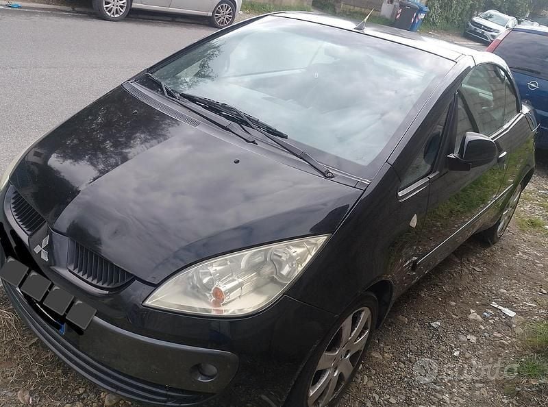 Usata Mitsubishi Colt 109 CV (80 kW) 2008 Nero Cabrio