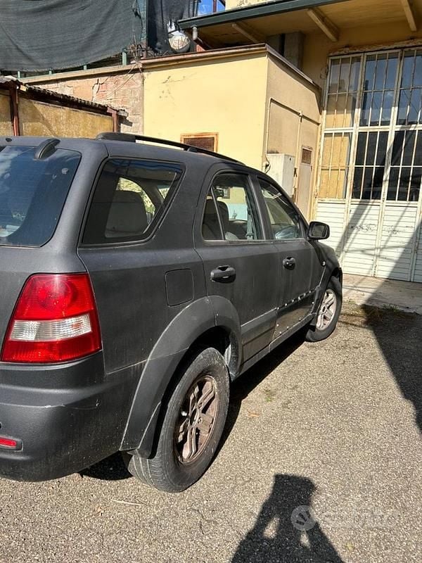 Usata Kia Sorento EX 140 CV (102 kW) 2004 Nero SUV