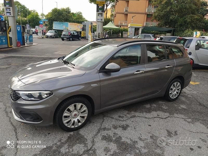 Grigio Usata 2017 Fiat Tipo Lounge Station wagon | 6700 € (Super prezzo) - Immagine 1/4