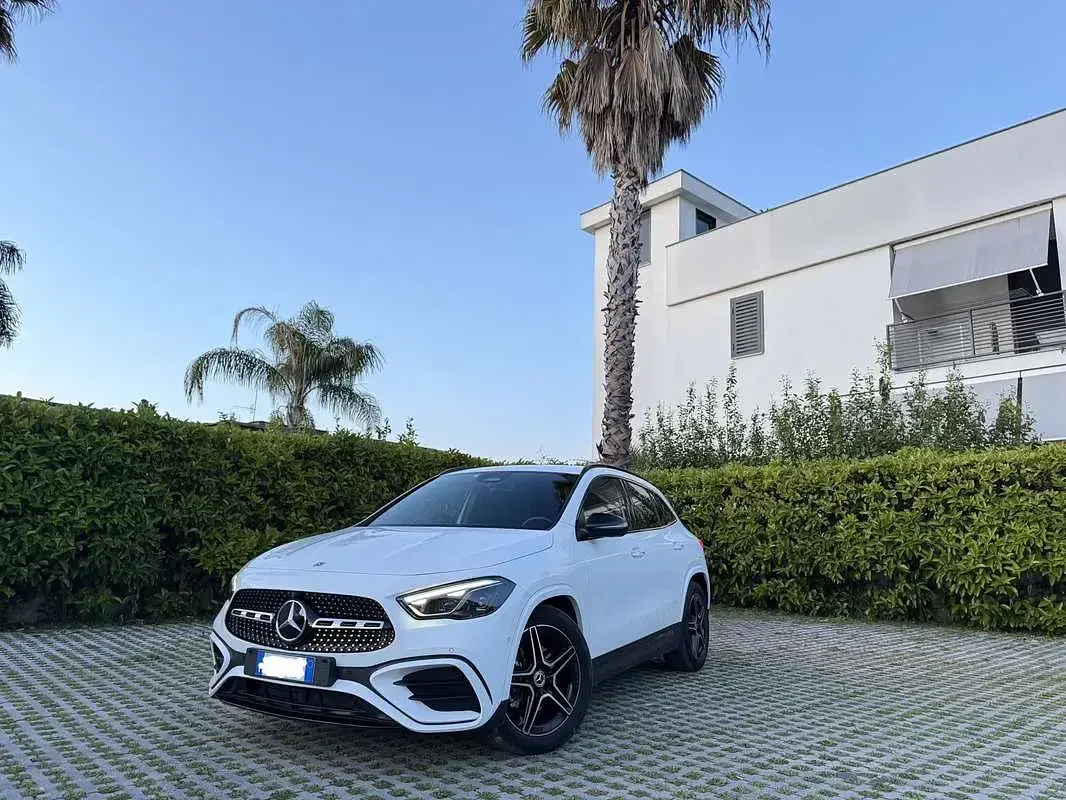 Usata Mercedes GLA200 Premium 150 CV (110 kW) 2024 SUV