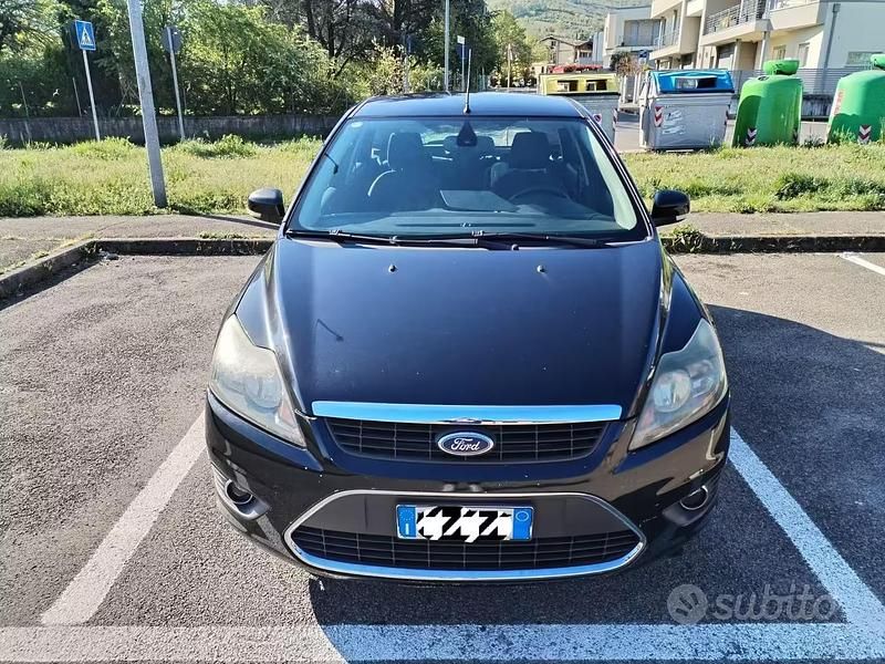 Usata Ford Focus Titanium 110 CV (80 kW) 2008 Nero Berlina
