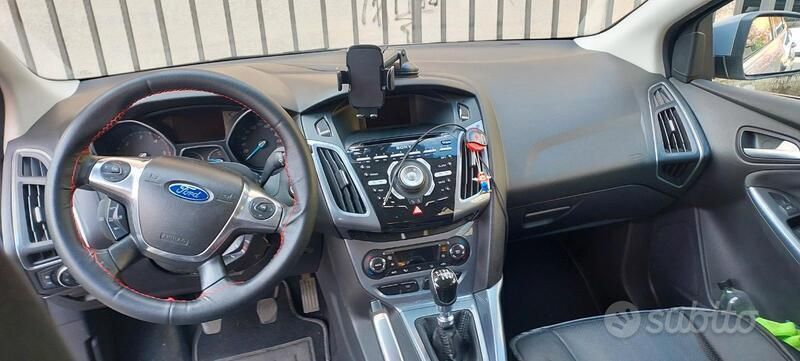 Usata Ford Focus 116 CV (85 kW) 2011 Station wagon