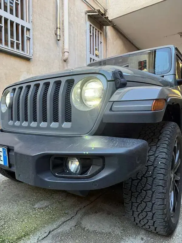 Usata Jeep Wrangler Sahara 200 CV (147 kW) 2019 Grigio SUV