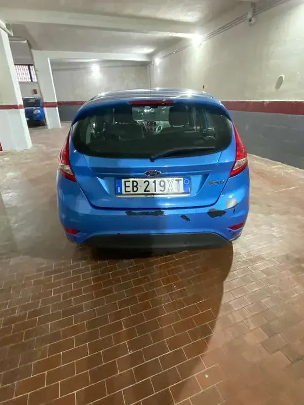 Usata Ford Fiesta 95 CV (69 kW) 2010 Blu/azzurro Berlina