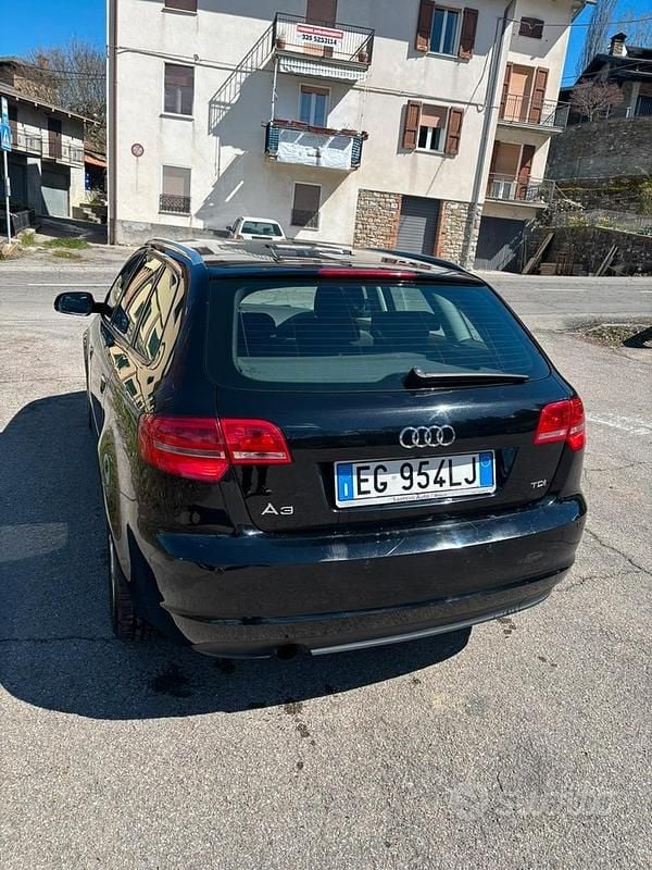 Usata Audi A3 Attraction 105 CV (77 kW) 2011 Nero Utilitaria