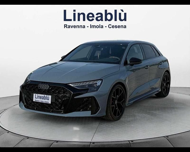 Usata Audi RS3 Ambiente 400 CV (294 kW) 2025 Grigio Berlina