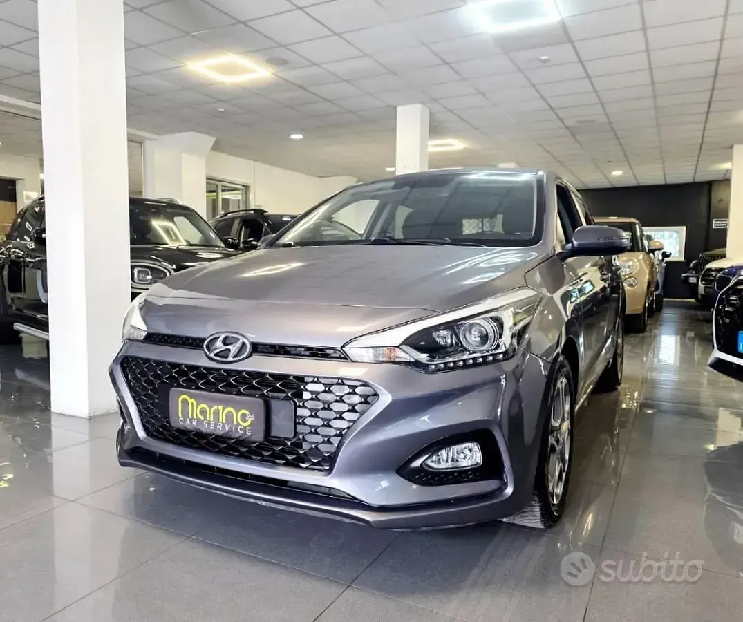 Usata Hyundai i20 84 CV (61 kW) 2018 Grigio Berlina