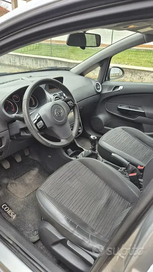 Usado Opel Corsa 75 HP (55 kW) 2014 Citadino