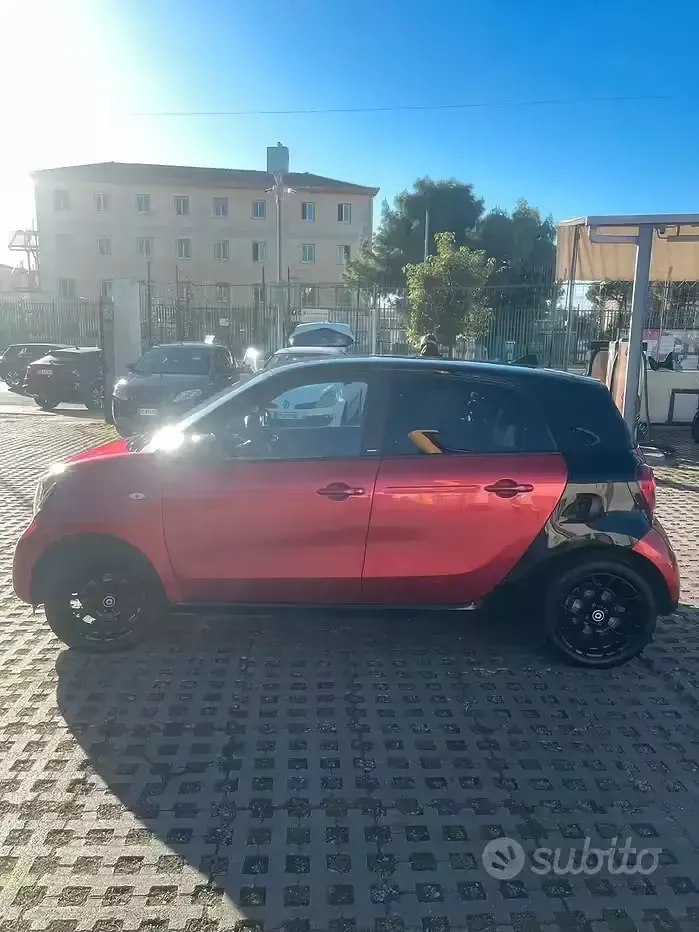 Usata Smart ForFour Passion 90 CV (66 kW) 2025 Rosso Utilitaria