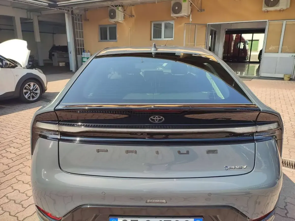 Usata Toyota Prius Lounge 223 CV (164 kW) 2025 Other Utilitaria