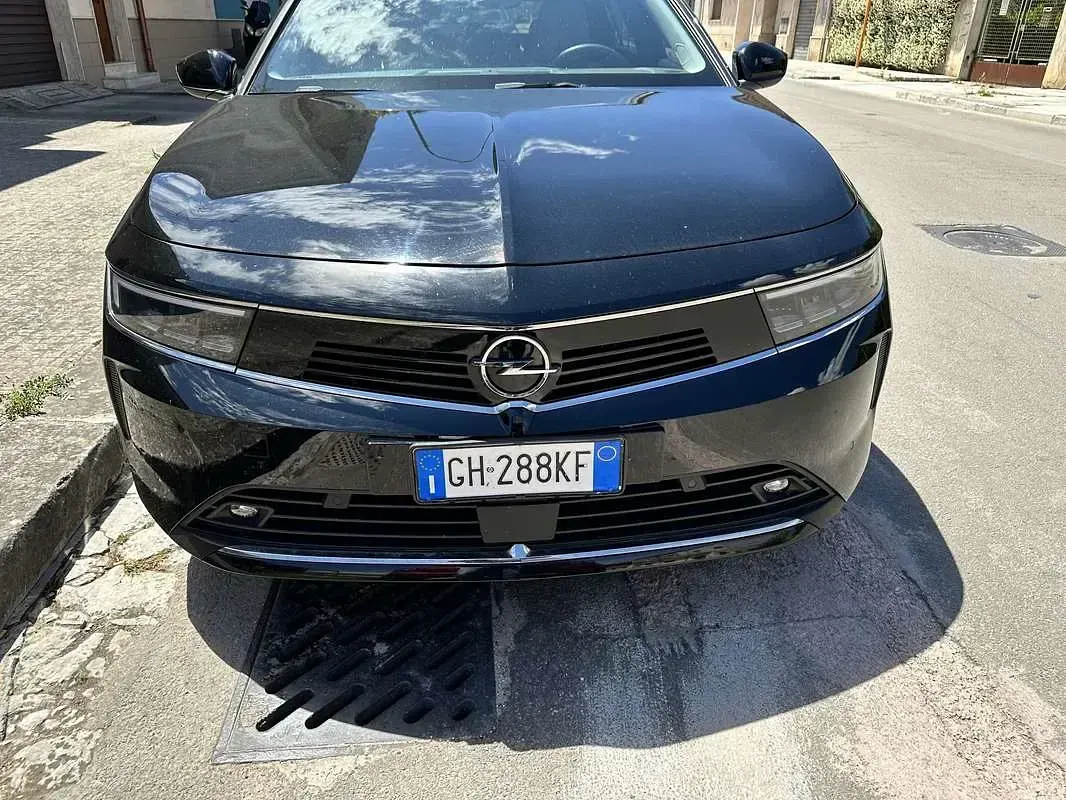 Usata Opel Astra Business Elegance 131 CV (96 kW) 2022 Utilitaria