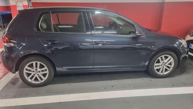 Usata VW Golf Comfortline 102 CV (75 kW) 2010 Berlina