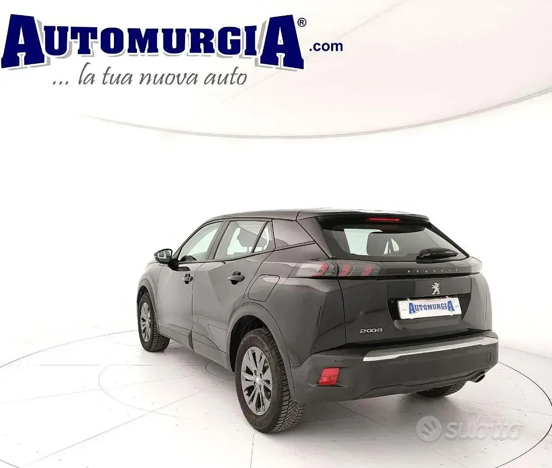 Usata Peugeot 2008 Active 110 CV (80 kW) 2022 Nero SUV