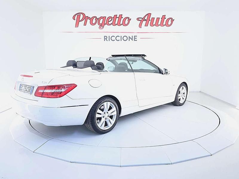 Occasion Mercedes E220 Avantgarde 170 ch (125 kW) 2010 Blanc Cabriolet