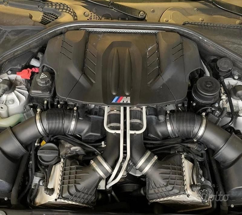 Usata BMW M6 560 CV (411 kW) 2013 Grigio Coupé