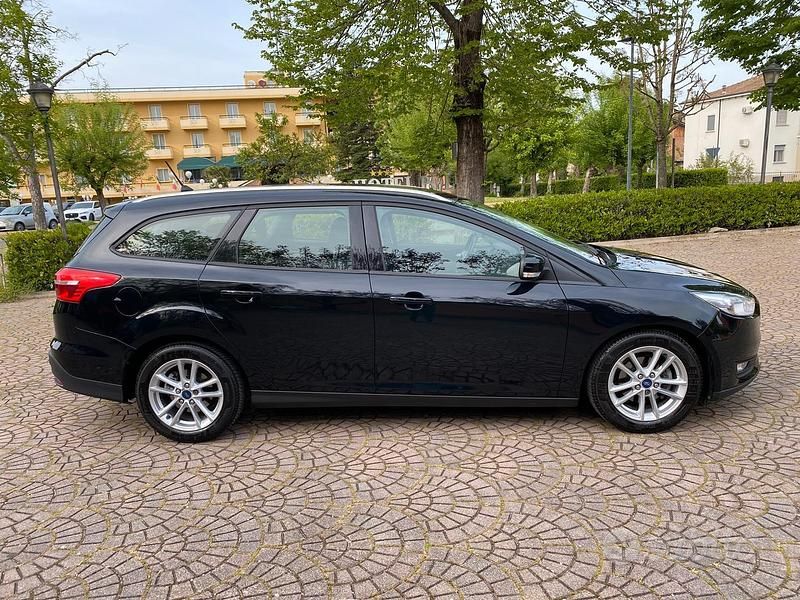 Usata Ford Focus Titanium X 120 CV (88 kW) 2018 Nero Station wagon
