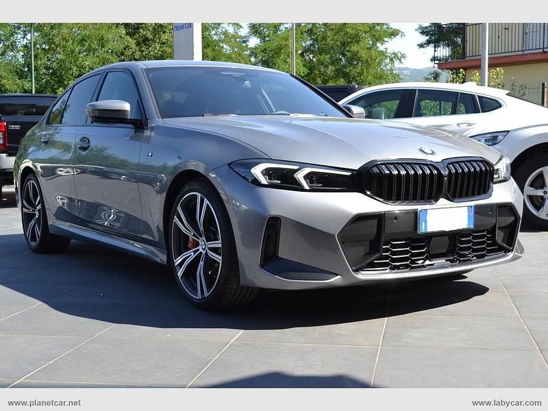 Usata BMW 320e M Sport 190 CV (139 kW) 2024 Grigio