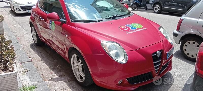 Usado Alfa Romeo MiTo 120 CV (88 kW) 2009 Rojo Utilitario