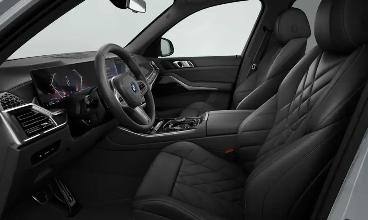 Nuova BMW X5 M Sport 489 CV (359 kW) 2026 Brooklyn grey metallic SUV