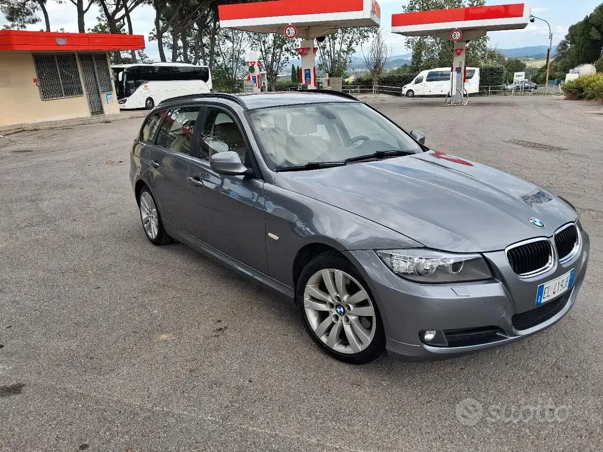 Usata BMW 320 184 CV (135 kW) 2012 Grigio Station wagon
