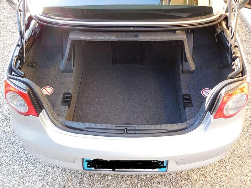 Usata VW Eos 122 CV (89 kW) 2009 Cabrio