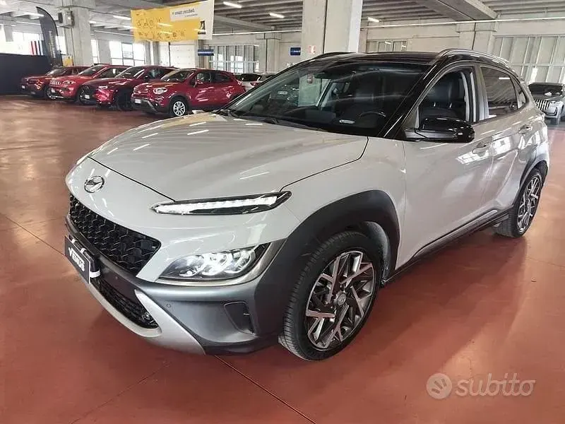 Usata Hyundai Kona 141 CV (103 kW) 2021 Bianco SUV