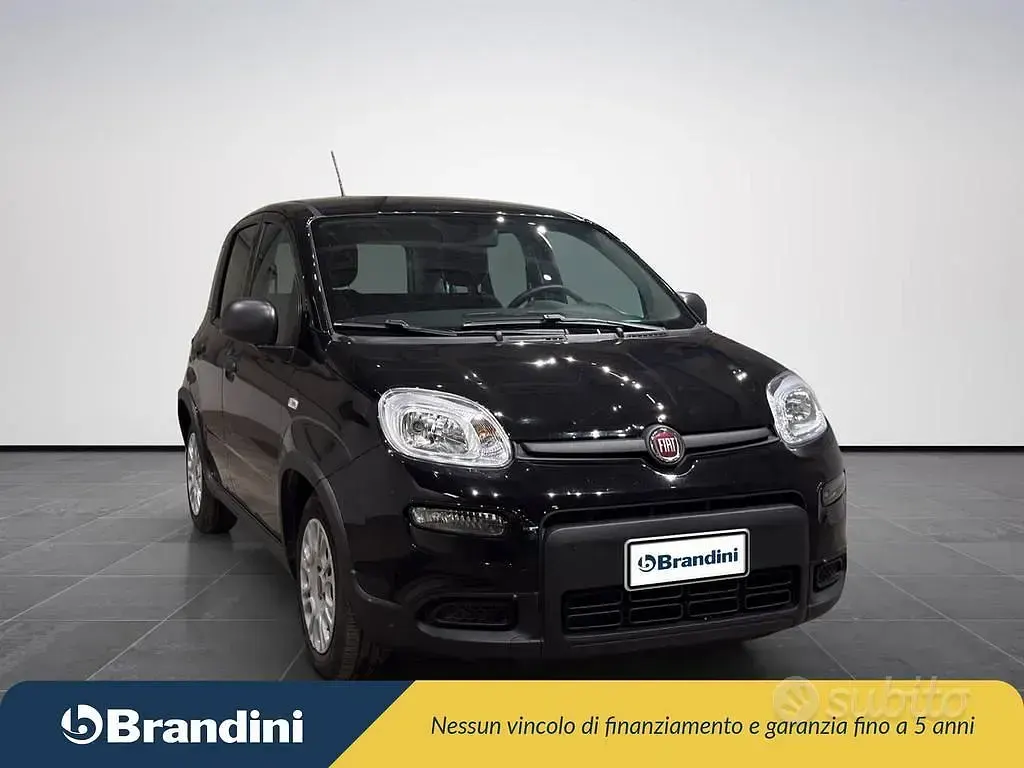 Usata Fiat Panda S 70 CV (51 kW) 2024 Nero Utilitaria