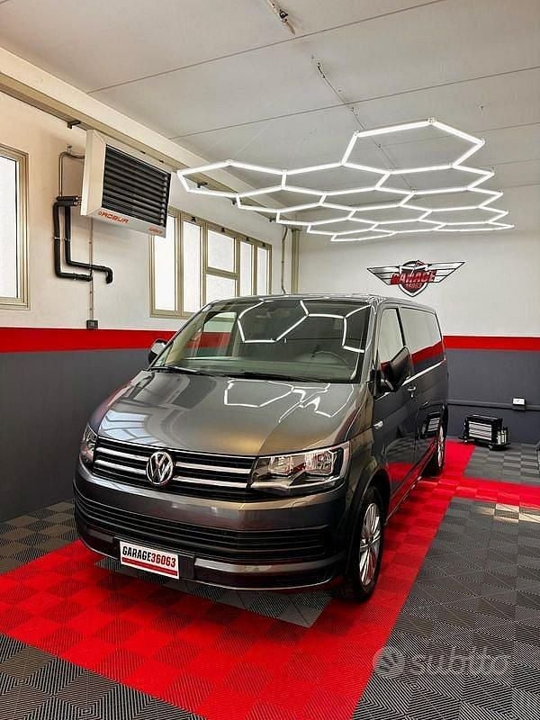 Nessuno Usata 2019 VW Multivan Comfortline Furgone | 38.900 € (Ottimo prezzo) - Immagine 1/4