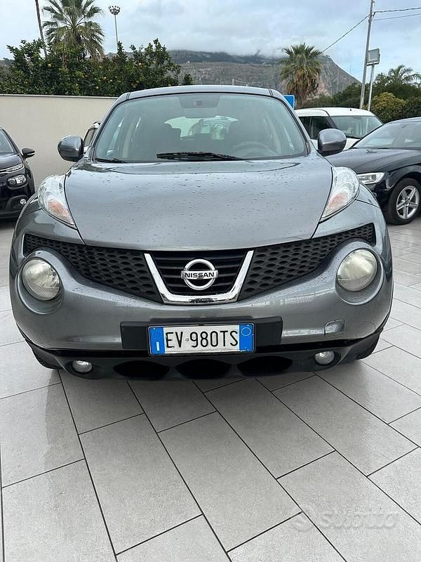 Usata Nissan Juke Acenta 110 CV (80 kW) 2014 Grigio SUV