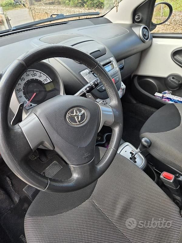 Usata Toyota Aygo 68 CV (50 kW) 2013 Utilitaria