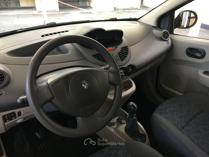 Usata Renault Twingo Komfort 58 CV (42 kW) 2008 Chiaro Utilitaria