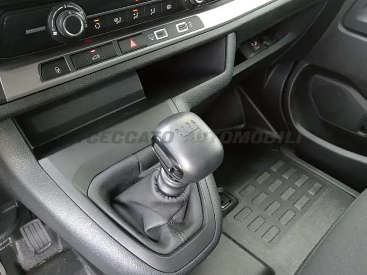 Nuova Opel Vivaro-e Combi S 120 CV (88 kW) 2025 Bianco Monovolume