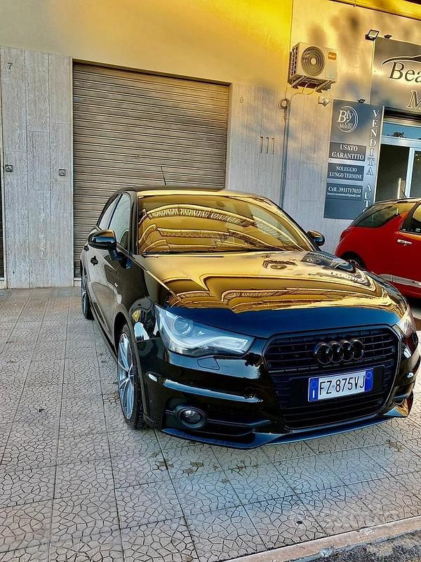 Usata Audi A1 105 CV (77 kW) 2014 Nero Utilitaria
