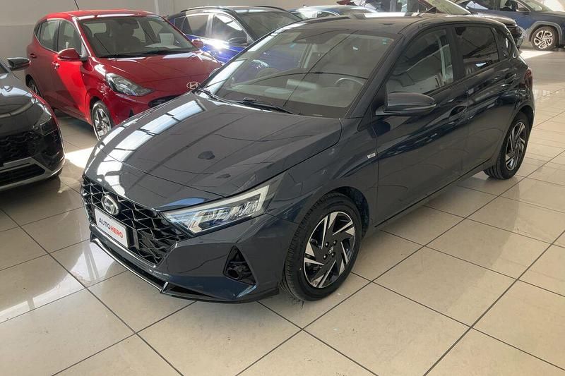 Grigio Usata 2022 Hyundai i20 | 13.899 € (Super prezzo) - Immagine 1/4