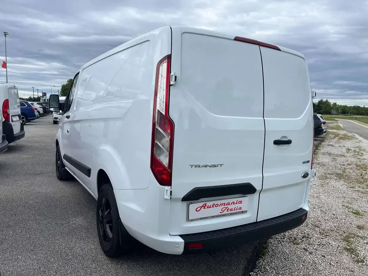 Usata Ford Transit Custom 131 CV (96 kW) 2022 Bianco Furgone
