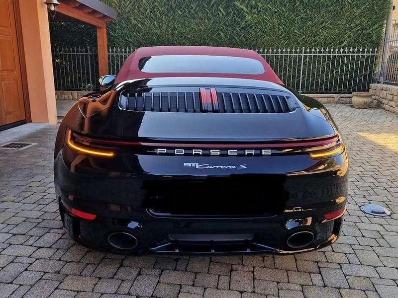 Usata Porsche 911 Carrera Cabriolet 450 CV (330 kW) 2021 Nero Cabrio