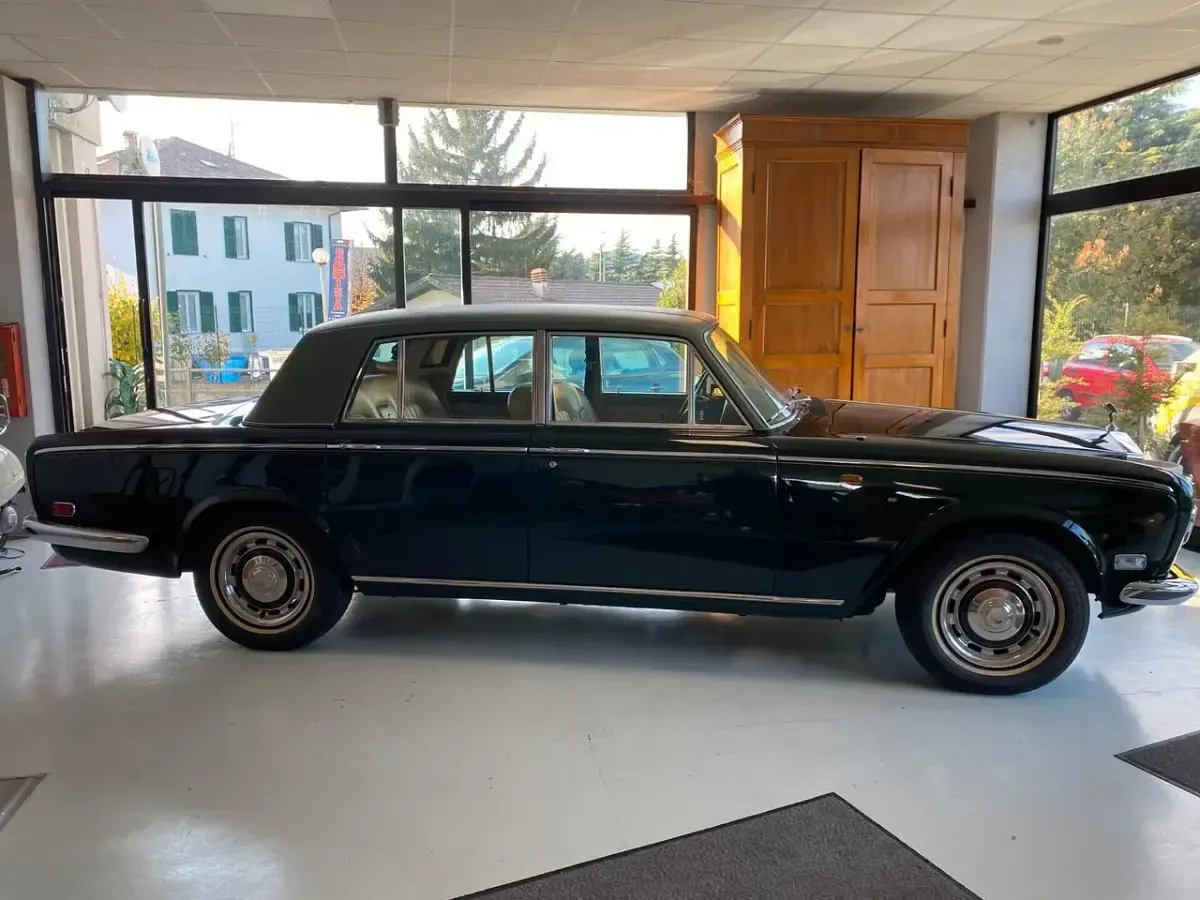 Usata Rolls Royce Silver Shadow 199 CV (146 kW) 1977 Verde Berlina