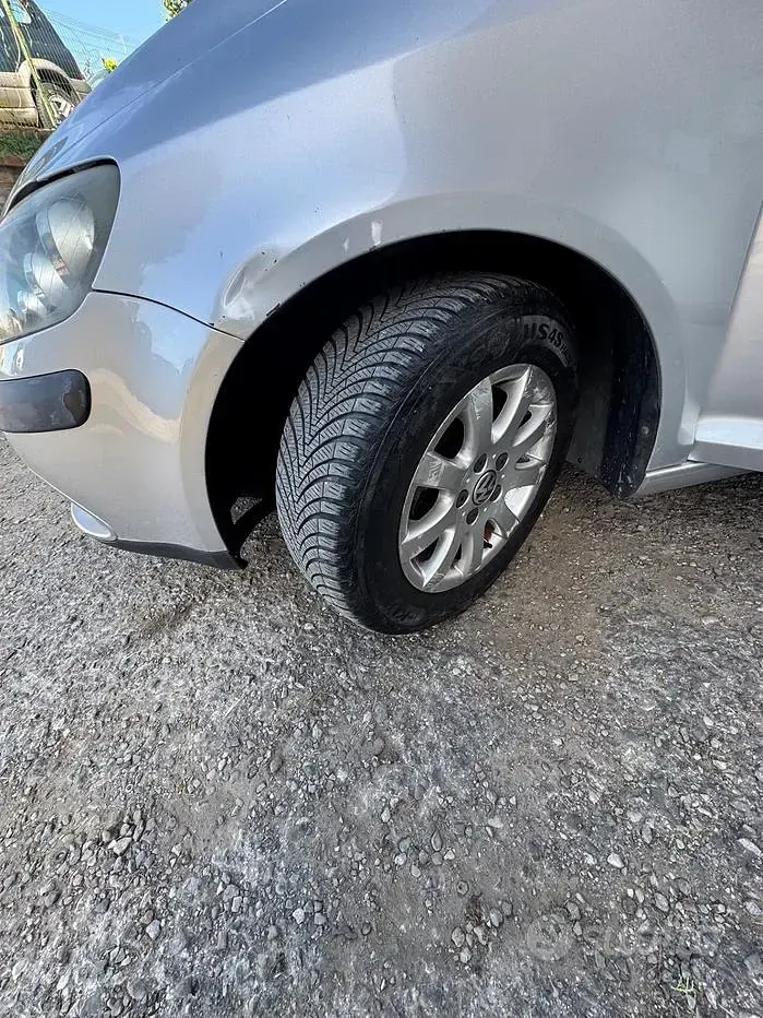 Usata VW Golf VI Comfortline 102 CV (75 kW) 2008 Arancione Utilitaria