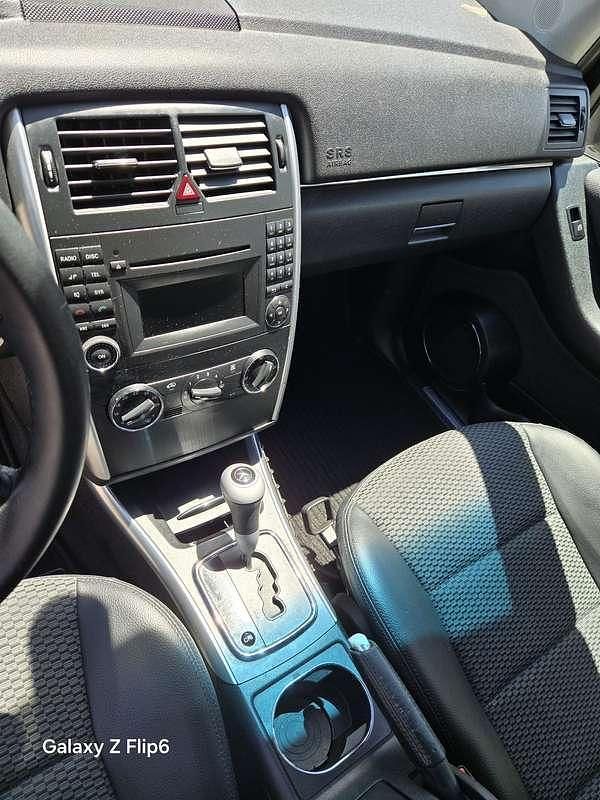 Usata Mercedes B200 140 CV (102 kW) 2009 Monovolume