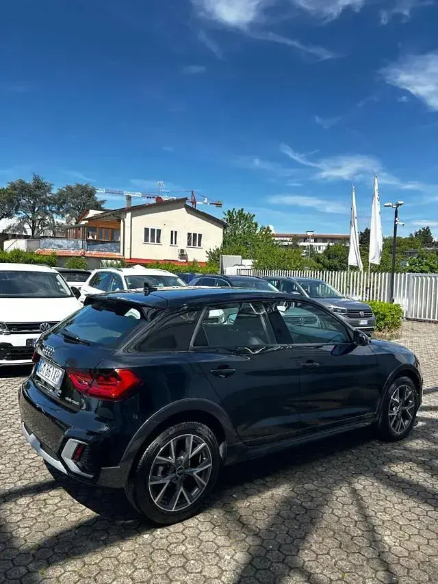 Usata Audi A1 Admired 110 CV (80 kW) 2023 Nero SUV