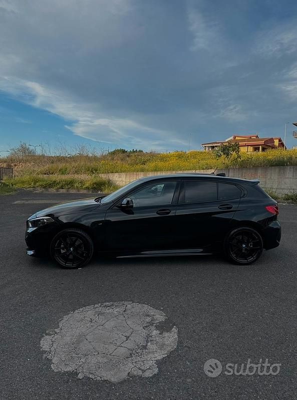 Usata BMW 116 M Sport 116 CV (85 kW) 2021 Nero Utilitaria