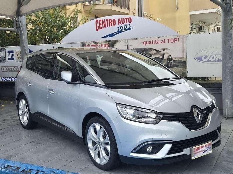 Usata Renault Grand Scénic IV Initiale Paris 120 CV (88 kW) 2019 Bianco Monovolume