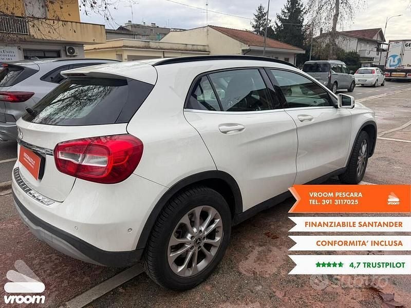 Usata Mercedes GLA180 Business 109 CV (80 kW) 2018 SUV