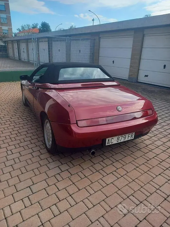 Usata Alfa Romeo 2000 150 CV (110 kW) 1995 Cabrio